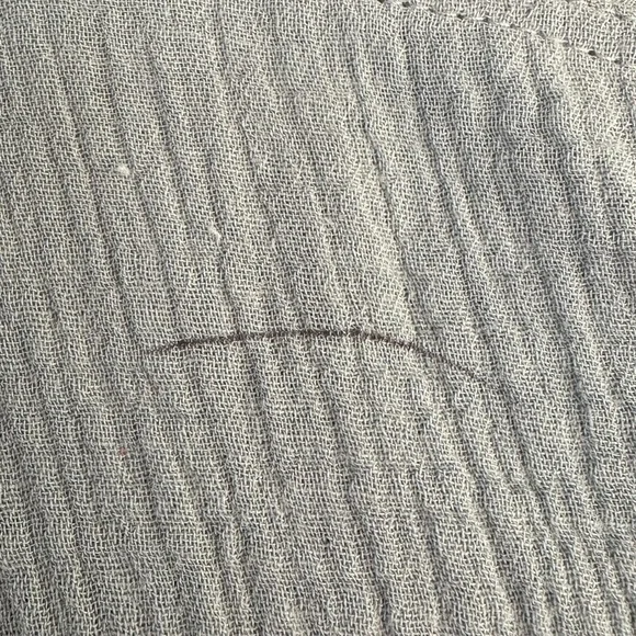 GeeGee Sage Gauze Tunic Size: 1XL - Picture 7 of 8